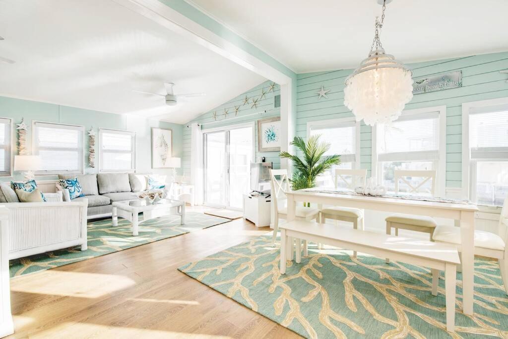 Oceania... Water Front Cottage Retreat ~ Cudjoe Key Exterior photo
